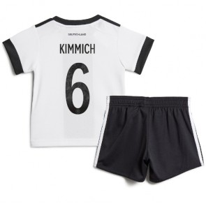 Niemcy Joshua Kimmich #6 Koszulka Podstawowych Dziecięca MŚ 2022 Krótki Rękaw (+ Krótkie spodenki)